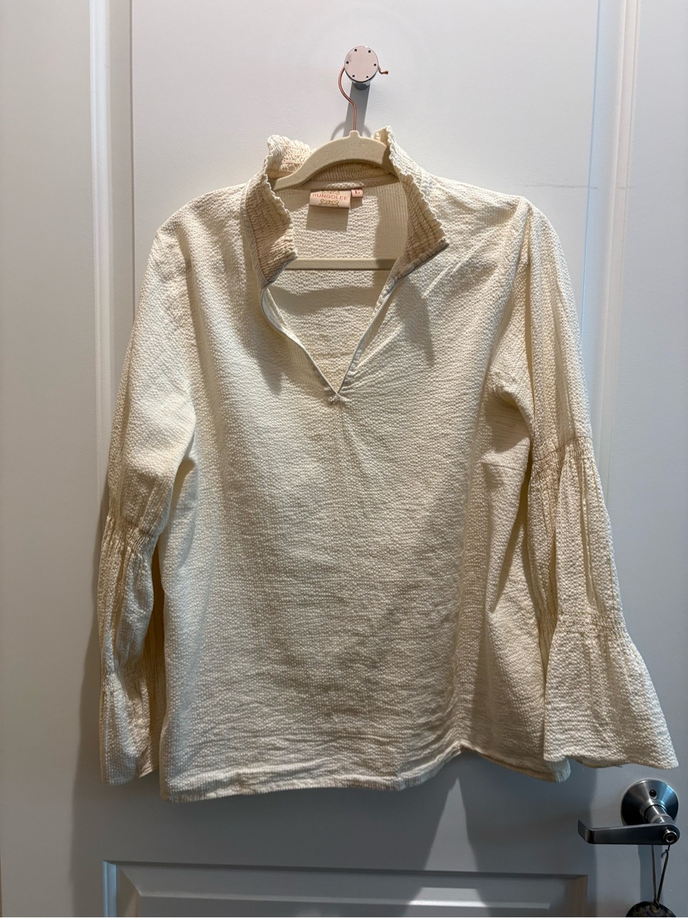 Textured Cream V-Neck Long-Sleeve Blouse